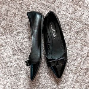 Pointed Cap Toe Bow Accent Black Flats Size 7